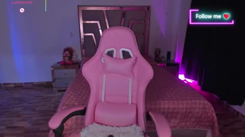 LUNA ROSE online show from 02/25/26, 04:22