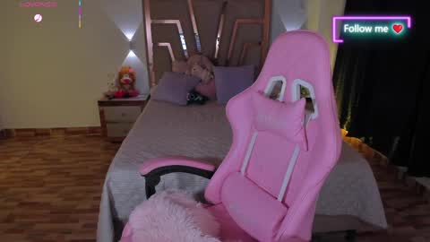 LUNA ROSE online show from 04/09/26, 06:19