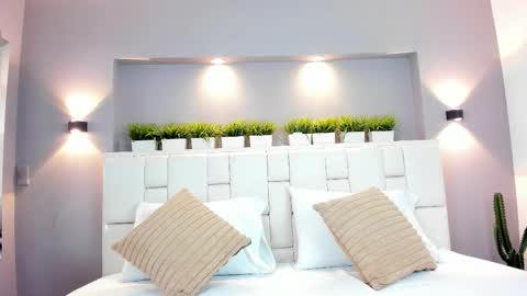 L U N N A online show from 10/04/25, 03:59