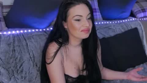 LunnaGray online show from 01/07/26, 05:32