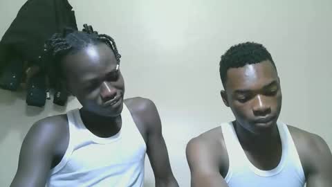 luoislove online show from 11/15/25, 08:22