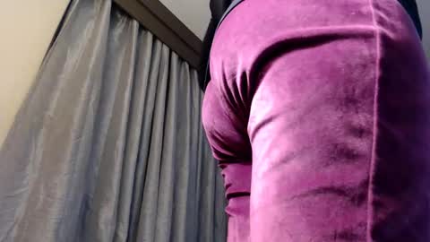 .Clarissa. Follow me on Instagram   miss buns  online show from 02/17/25, 10:07