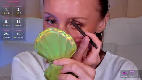 Snapshot of lushcherry chatting on 05/28/26, 05:49 your sweet Liana online show from 05/28/26, 05:49