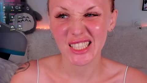 Snapshot of lushcherry chatting on 06/03/26, 07:00 your sweet Liana online show from 06/03/26, 07:00