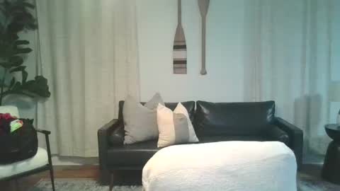 Kikithebaee online show from 02/22/25, 01:00