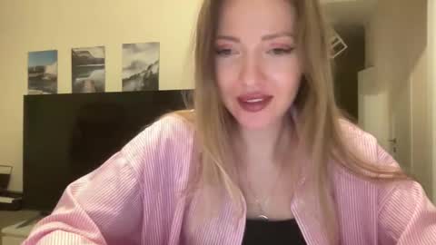 Snapshot of lusiluv chatting on 10/11/25, 09:24 lusiluv online show from 10/11/25, 09:24