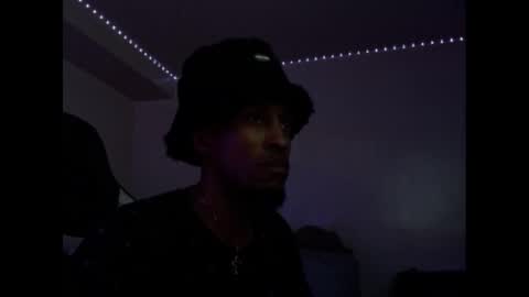 Snapshot of lust_j chatting on 09/22/25, 07:43 LUST online show from 09/22/25, 07:43