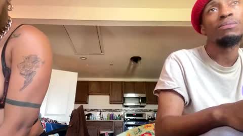 LUST online show from 11/10/25, 05:45