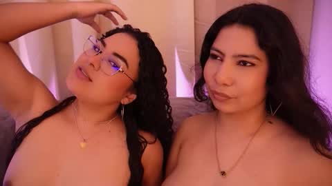 Gabrielle  Lexa  online show from 11/08/25, 11:03