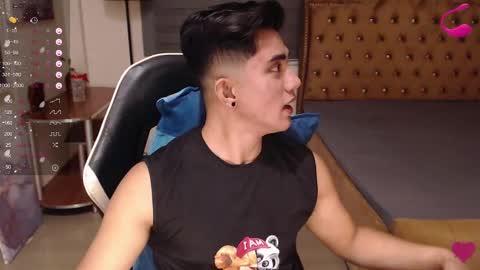 Snapshot of lustdesirex19 chatting on 02/15/25, 11:06 David online show from 02/15/25, 11:06