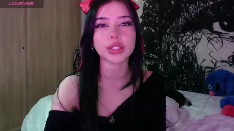 Snapshot of lustful_aprilx chatting on 02/06/25, 10:32 Valerie April online show from 02/06/25, 10:32