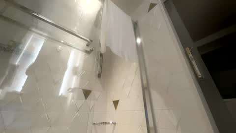 Snapshot of lustful_goat chatting on 03/05/25, 01:06 lustful_goat online show from 03/05/25, 01:06