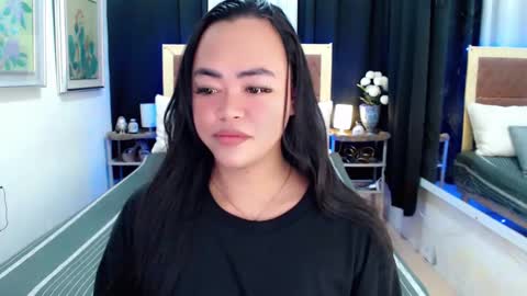 Snapshot of lustfuloffendertrina chatting on 01/20/25, 04:10 Trina online show from 01/20/25, 04:10