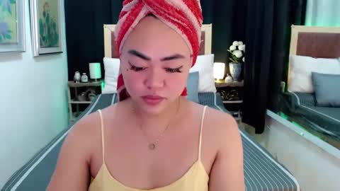 Snapshot of lustfuloffendertrina chatting on 01/28/25, 03:15 Trina online show from 01/28/25, 03:15