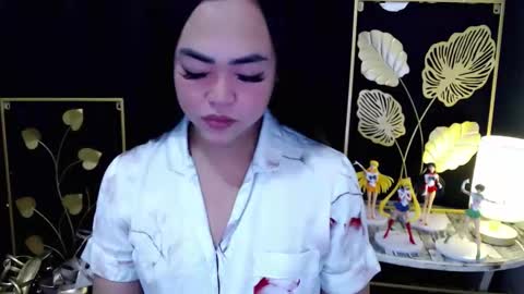 Trina online show from 03/30/26, 11:44