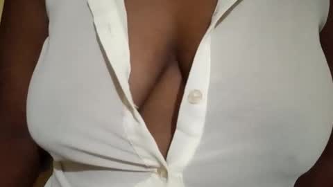 Nessy online show from 10/29/25, 12:18