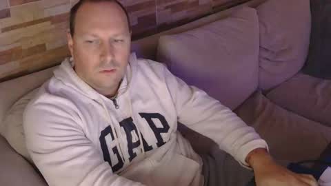 lustonfan online show from 04/22/26, 01:01