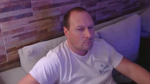 lustonfan online show from 05/05/26, 01:46