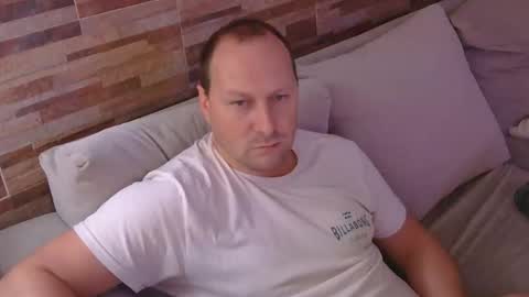 lustonfan online show from 05/05/26, 01:52