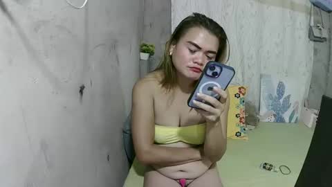 Flora Mae online show from 03/15/26, 06:25