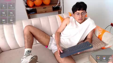 Snapshot of lustyguy18 chatting on 11/06/25, 02:07 Ander online show from 11/06/25, 02:07