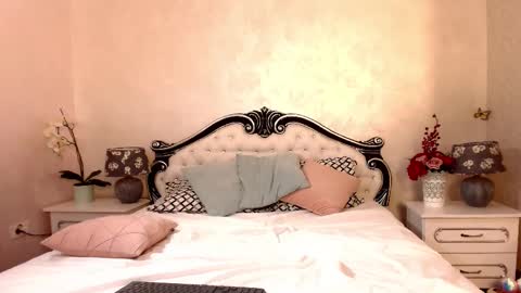 Rose online show from 01/11/25, 12:33