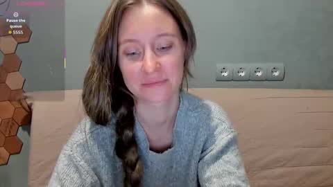 LusyaGreenberg online show from 10/02/25, 07:54