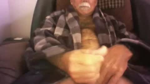 Snapshot of luv269er chatting on 02/23/26, 05:10 luv269er online show from 02/23/26, 05:10