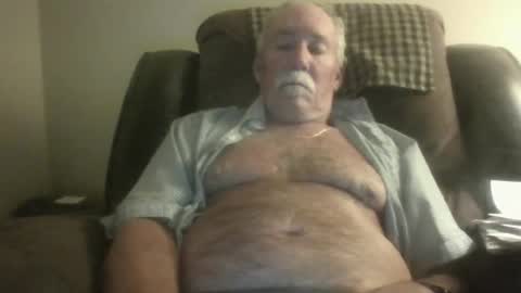 Snapshot of luv269er chatting on 05/22/26, 06:31 luv269er online show from 05/22/26, 06:31