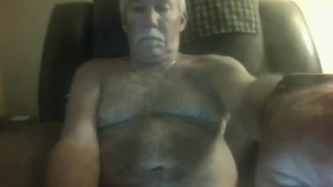 Snapshot of luv269er chatting on 05/25/26, 05:24 luv269er online show from 05/25/26, 05:24