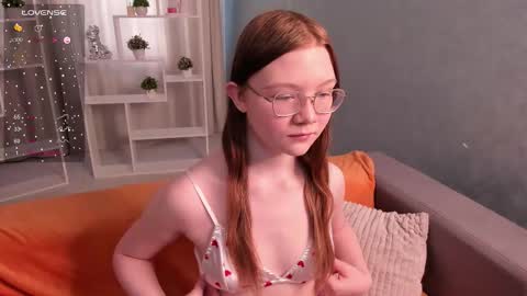 Tessa online show from 03/05/26, 01:56