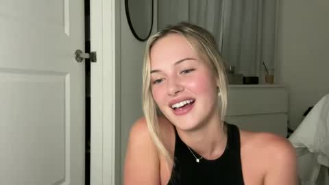 Aimee online show from 09/20/25, 03:07