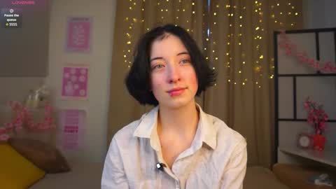 Snapshot of luvenianitschke chatting on 02/22/26, 09:08 Sasha online show from 02/22/26, 09:08