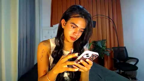 luvrr_trixie online show from 02/09/26, 12:20