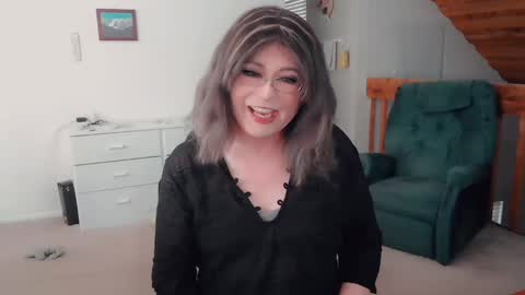 Britney online show from 11/12/25, 07:03