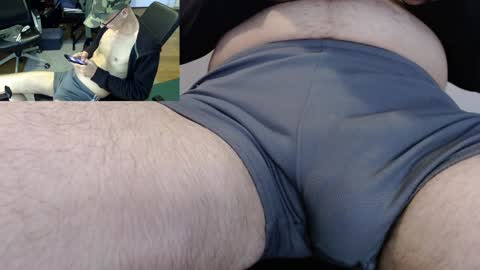 Snapshot of luvshonitoff chatting on 12/21/24, 09:15 Jim Bo online show from 12/21/24, 09:15