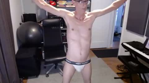 Snapshot of luvshonitoff chatting on 09/29/25, 09:52 Jim Bo online show from 09/29/25, 09:52