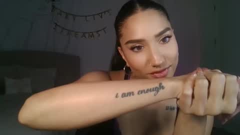 Liv 3 online show from 11/15/25, 12:30