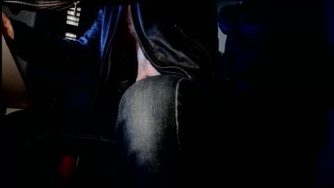 Im a   -  CAMGUY YOU  LIKE to FUCK online show from 11/11/25, 01:05