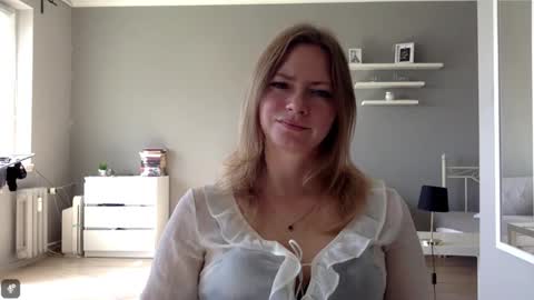 Millie online show from 09/12/25, 08:58