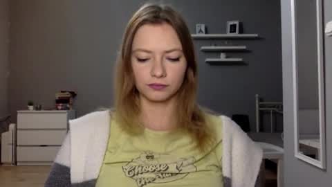 Millie online show from 10/29/25, 03:47