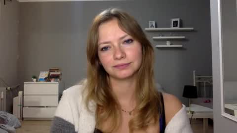 Millie online show from 12/18/25, 10:16