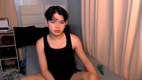 queen lux online show from 03/06/25, 02:18