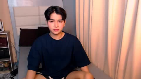 queen lux online show from 03/09/25, 03:05