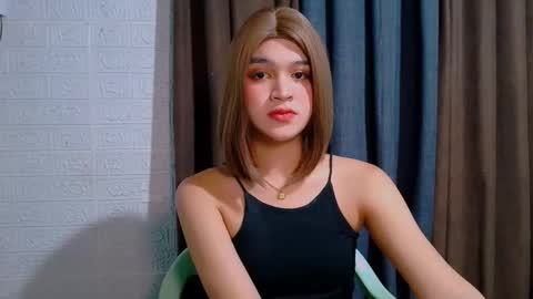 queen lux online show from 03/15/26, 01:00