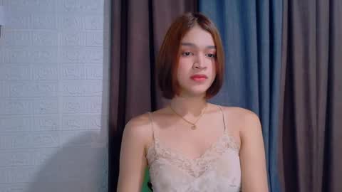 queen lux online show from 04/14/26, 02:56