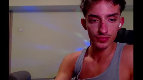 Snapshot of luxangel_xxx chatting on 11/09/25, 10:19 luxangel_xxx online show from 11/09/25, 10:19