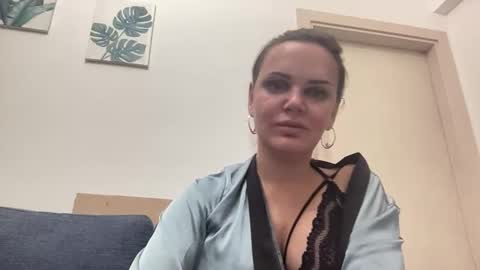 LuxeDesire online show from 01/20/25, 09:43