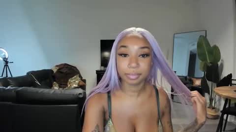 LUXE DOLL online show from 09/16/25, 04:13