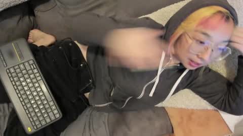 LuxGray online show from 12/10/24, 03:20